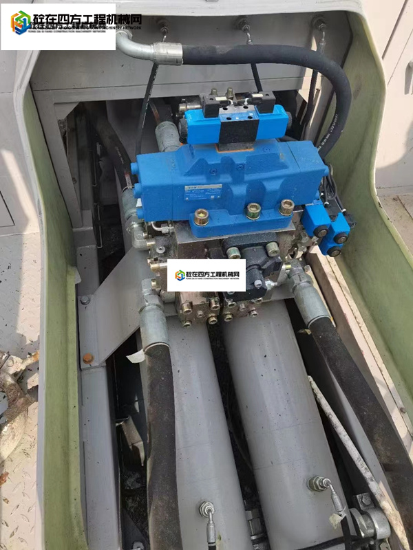 https://images.tongzsf.com/tong/truck_machine/20220810/162f37ad994cde.jpg