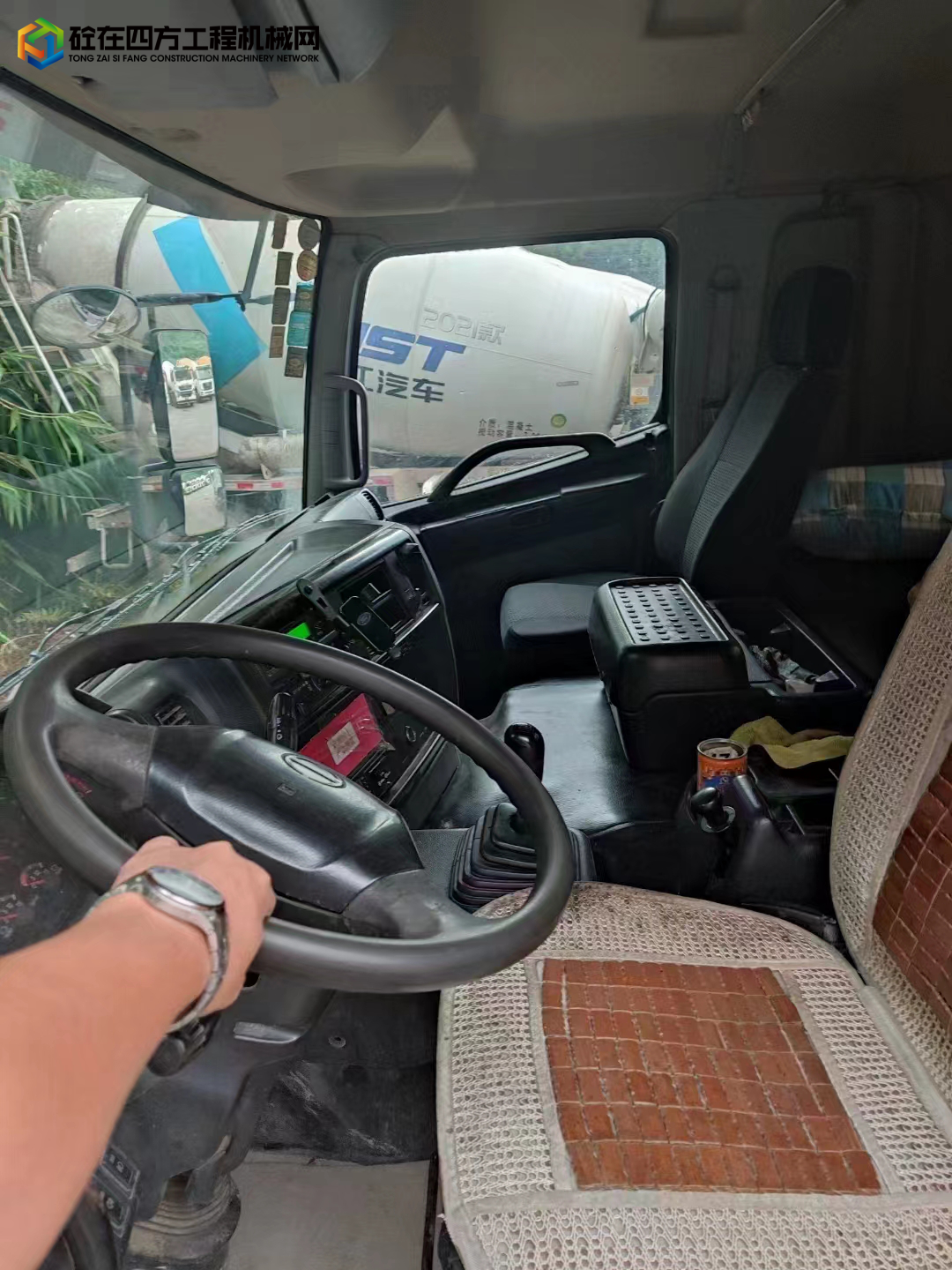 https://images.tongzsf.com/tong/truck_machine/20220812/162f5a8dfbfda4.jpg