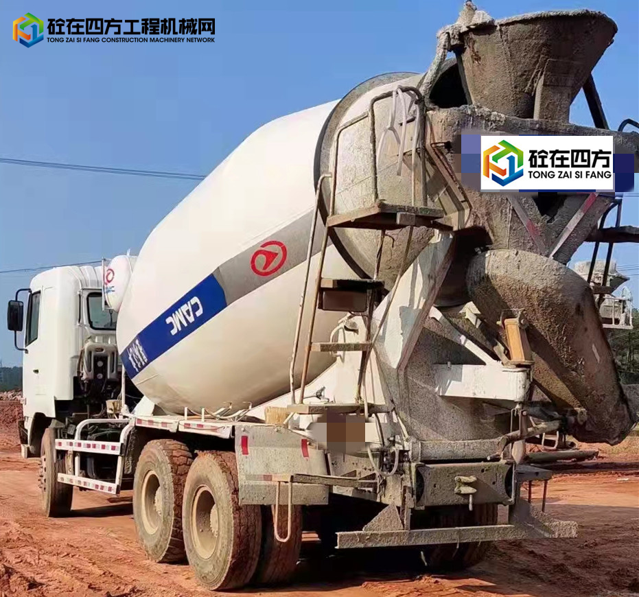 https://images.tongzsf.com/tong/truck_machine/20220812/162f5d0acc0fd7.jpg