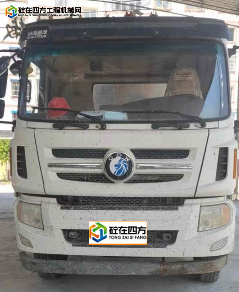 https://images.tongzsf.com/tong/truck_machine/20220812/162f5f1b1572e9.jpg