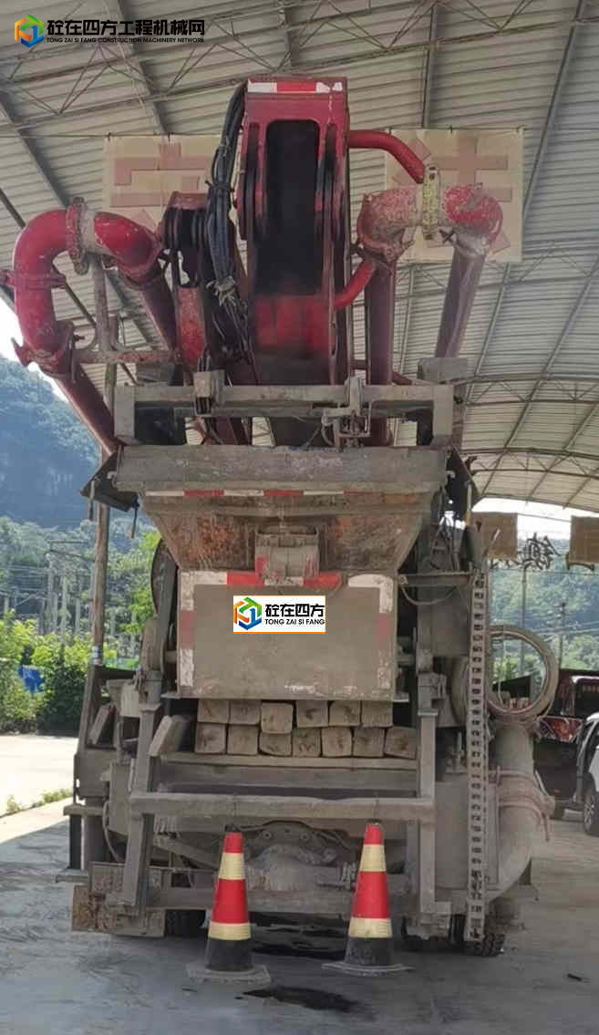 https://images.tongzsf.com/tong/truck_machine/20220812/162f5f1bce6802.jpg