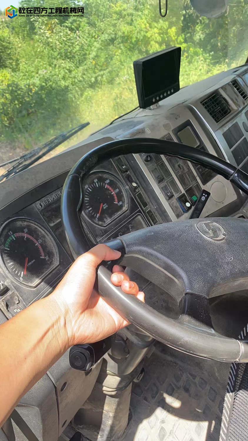 https://images.tongzsf.com/tong/truck_machine/20220813/162f7270cc3f89.jpg