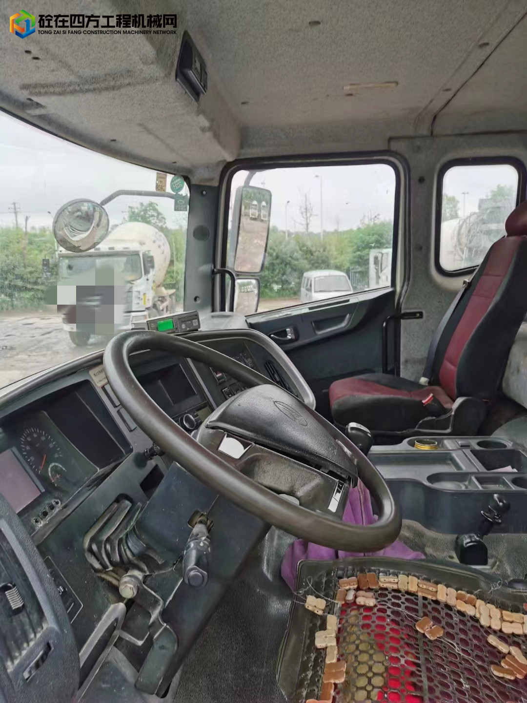 https://images.tongzsf.com/tong/truck_machine/20220815/162f9a0a6bc7d3.jpg
