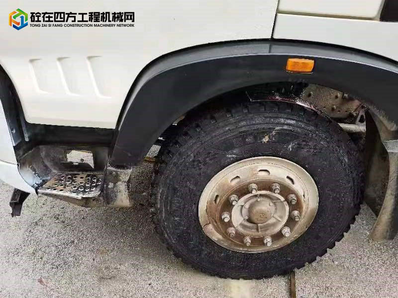 https://images.tongzsf.com/tong/truck_machine/20220815/162f9a721c607f.jpg