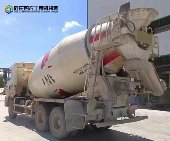 https://images.tongzsf.com/tong/truck_machine/20220815/162f9a8e205fde.jpg