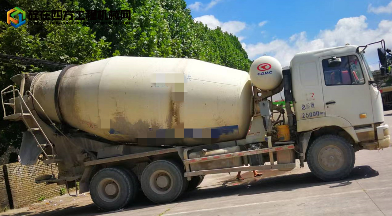 https://images.tongzsf.com/tong/truck_machine/20220815/162f9abd19fcc3.jpg