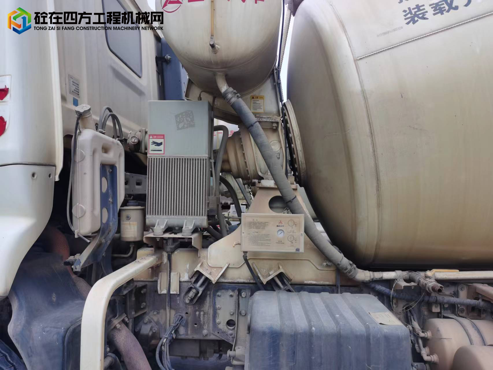 https://images.tongzsf.com/tong/truck_machine/20220815/162f9ac29eac17.jpg