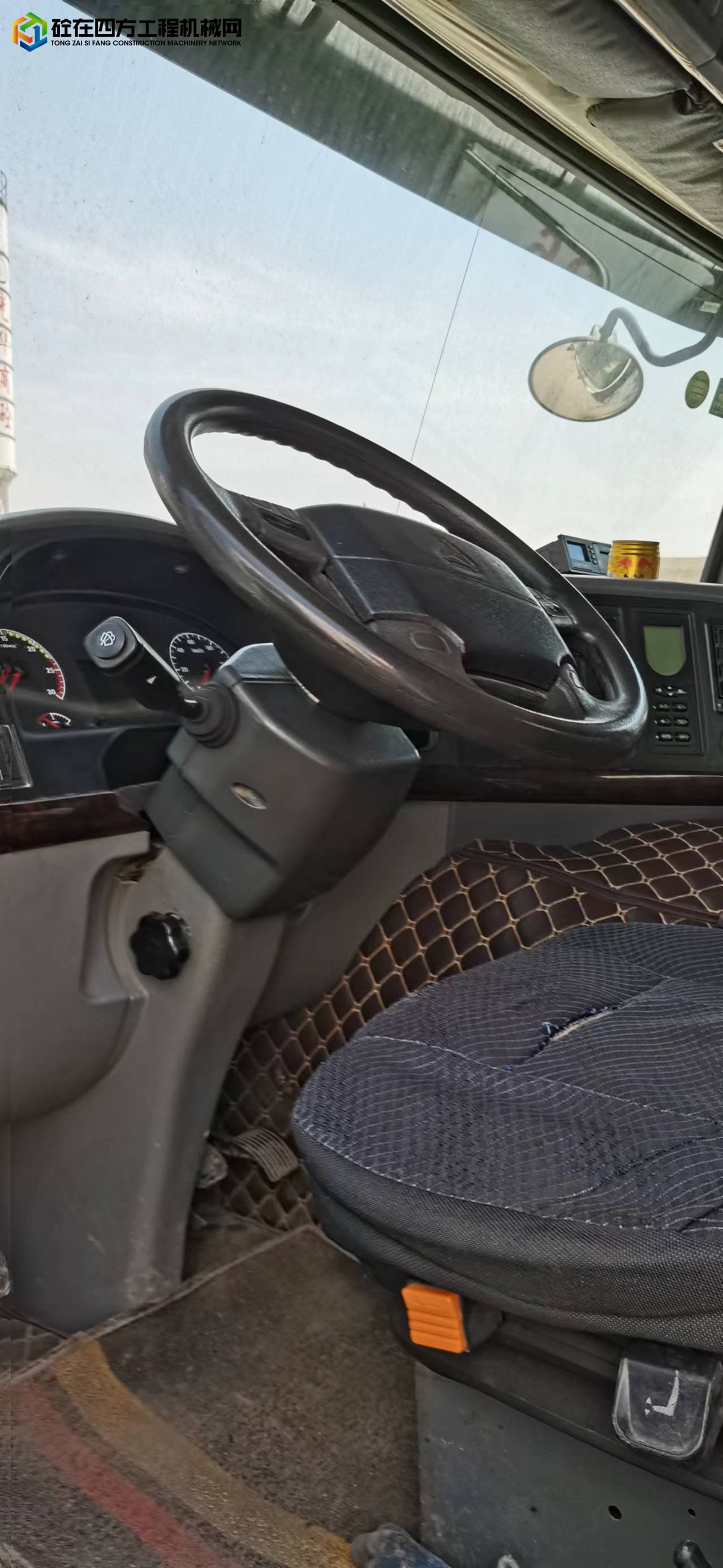 https://images.tongzsf.com/tong/truck_machine/20220816/162fb499a14e5b.jpg