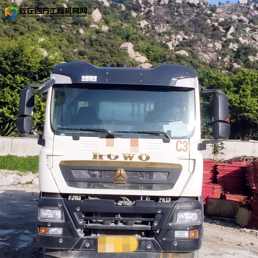 https://images.tongzsf.com/tong/truck_machine/20220817/162fca1d69629c.jpg