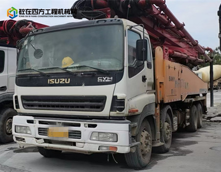 https://images.tongzsf.com/tong/truck_machine/20220818/162fd912fd999d.jpg