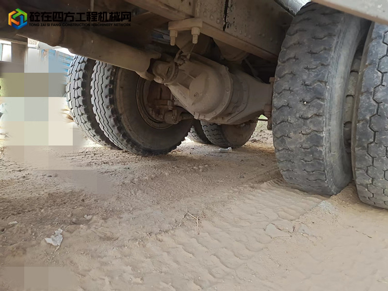 https://images.tongzsf.com/tong/truck_machine/20220818/162fdde9c3e52e.jpg