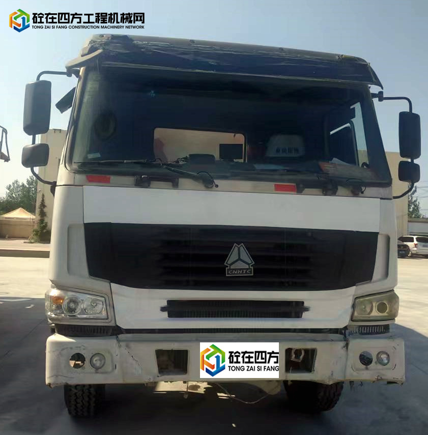 https://images.tongzsf.com/tong/truck_machine/20220818/162fdf083698ea.jpg