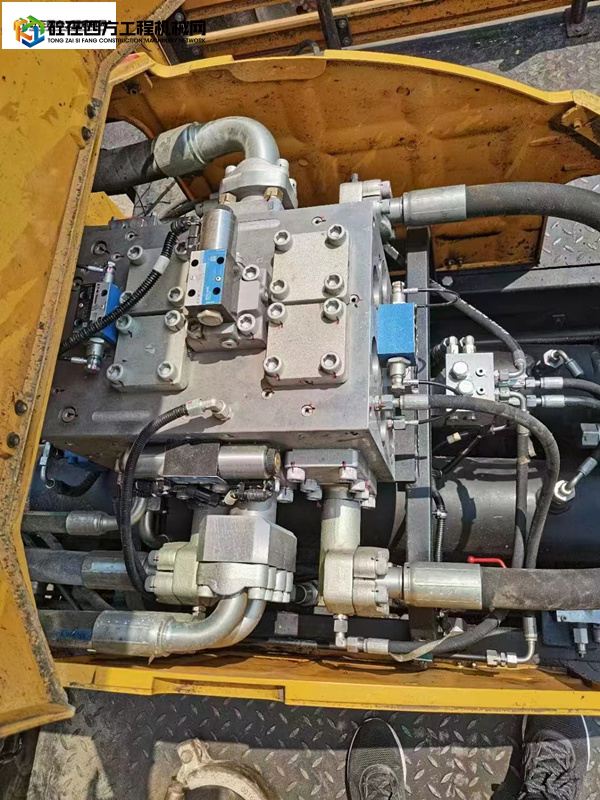 https://images.tongzsf.com/tong/truck_machine/20220823/163049a8527200.jpg