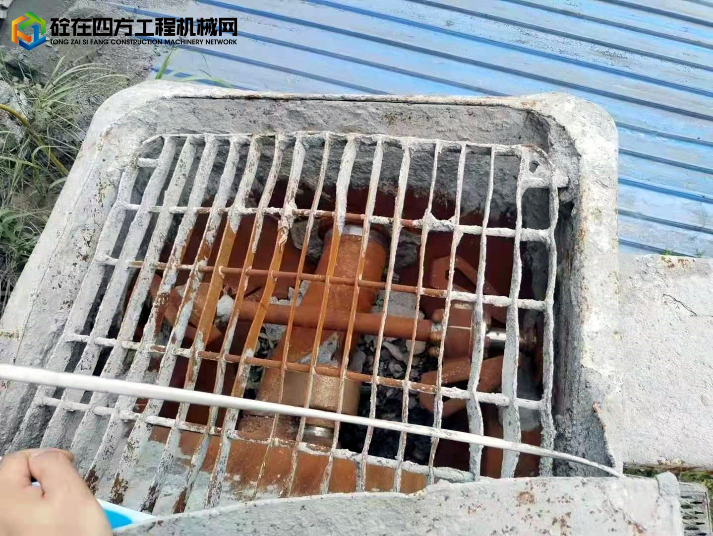 https://images.tongzsf.com/tong/truck_machine/20220829/1630c84f1bdcbe.jpg