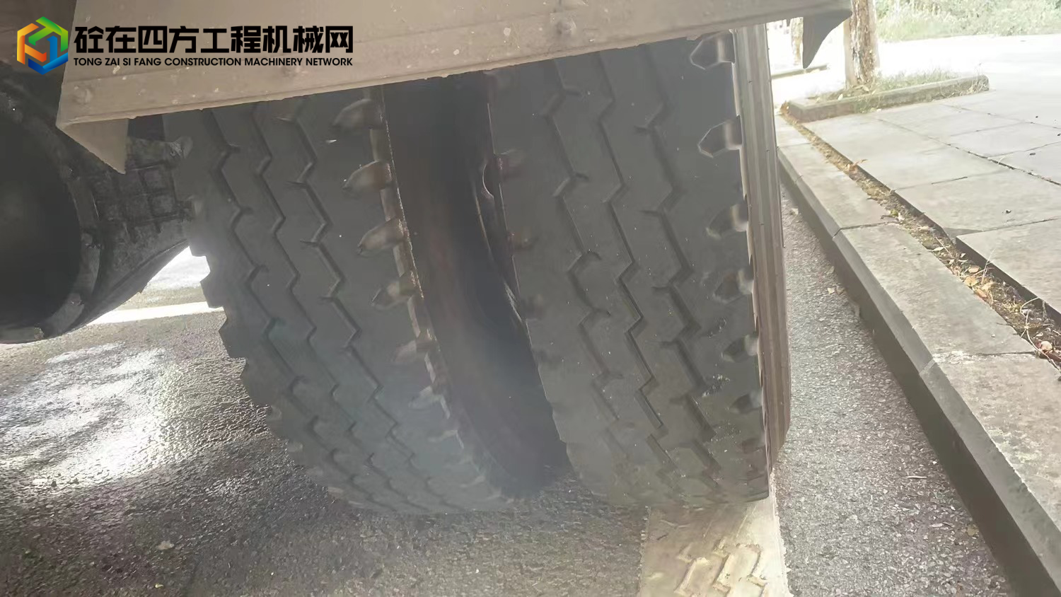 https://images.tongzsf.com/tong/truck_machine/20220830/1630d654fb23ee.jpg
