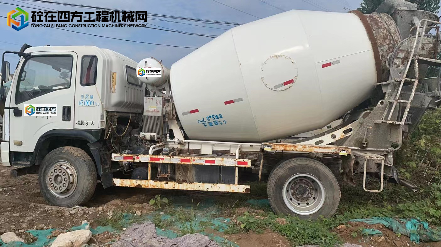https://images.tongzsf.com/tong/truck_machine/20220830/1630dc95e79afb.jpg