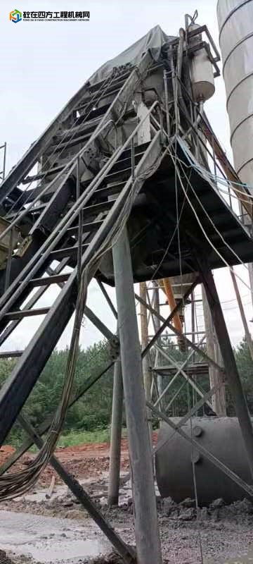 https://images.tongzsf.com/tong/truck_machine/20220830/1630dd0e6b3bfa.jpg