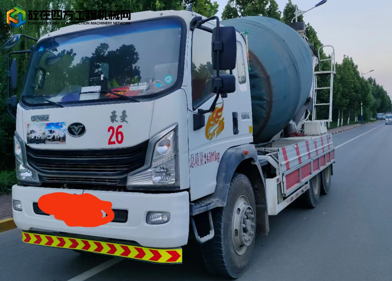 https://images.tongzsf.com/tong/truck_machine/20220901/1631070173deb9.jpg