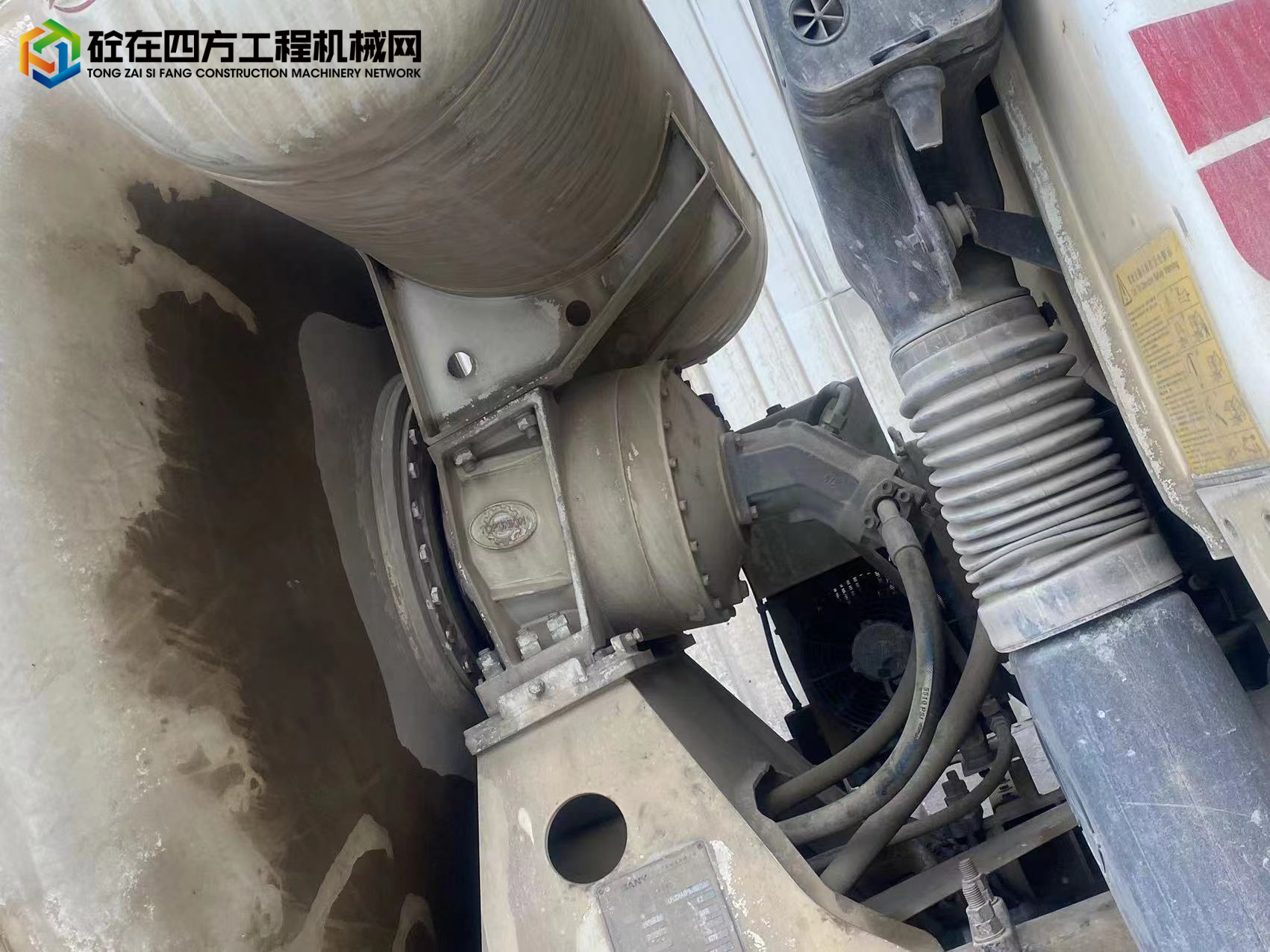 https://images.tongzsf.com/tong/truck_machine/20220902/16311d1a6835be.jpg