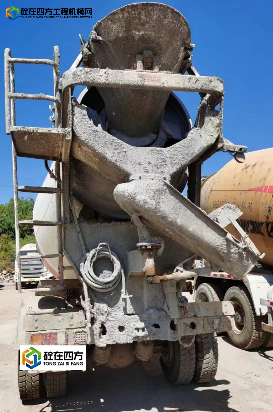 https://images.tongzsf.com/tong/truck_machine/20220905/163156a219b85d.jpg