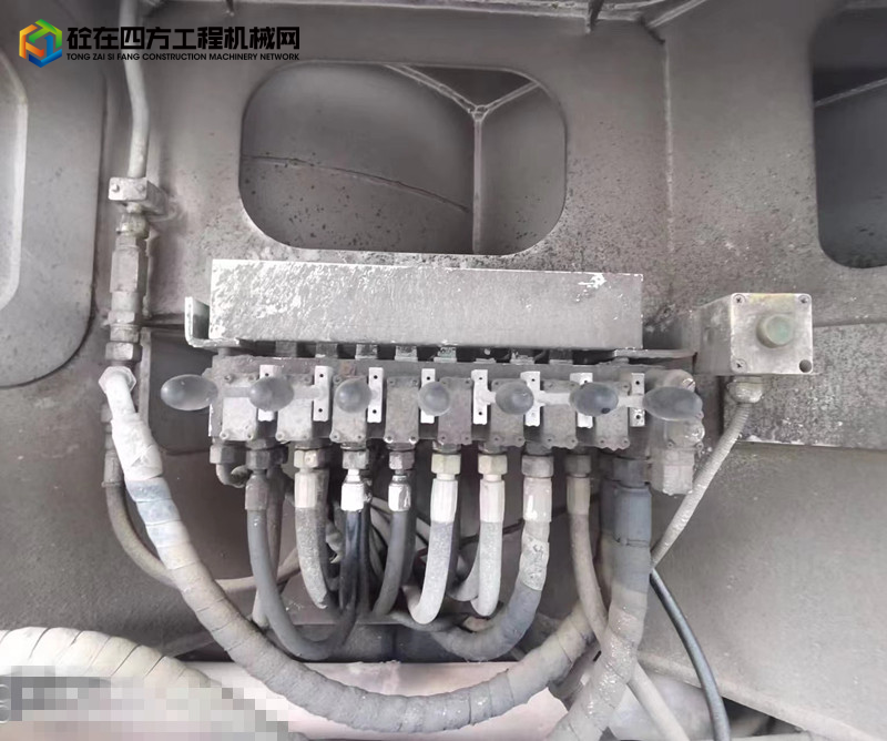 https://images.tongzsf.com/tong/truck_machine/20220906/16316a951bdbc1.jpg