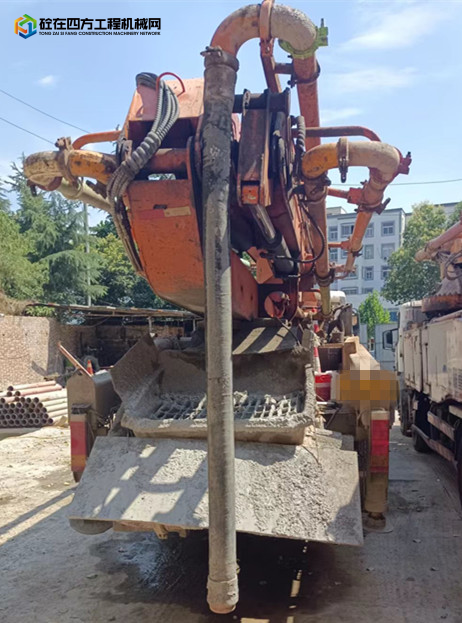 https://images.tongzsf.com/tong/truck_machine/20220906/16316e7bcde5ed.jpg