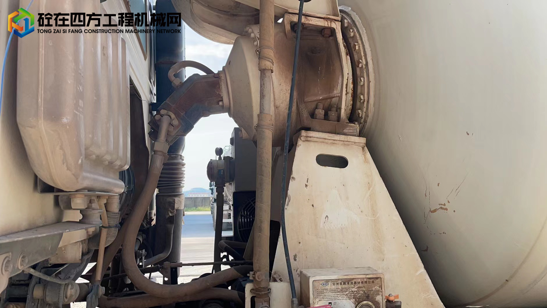 https://images.tongzsf.com/tong/truck_machine/20220906/163170ec97ac16.jpg