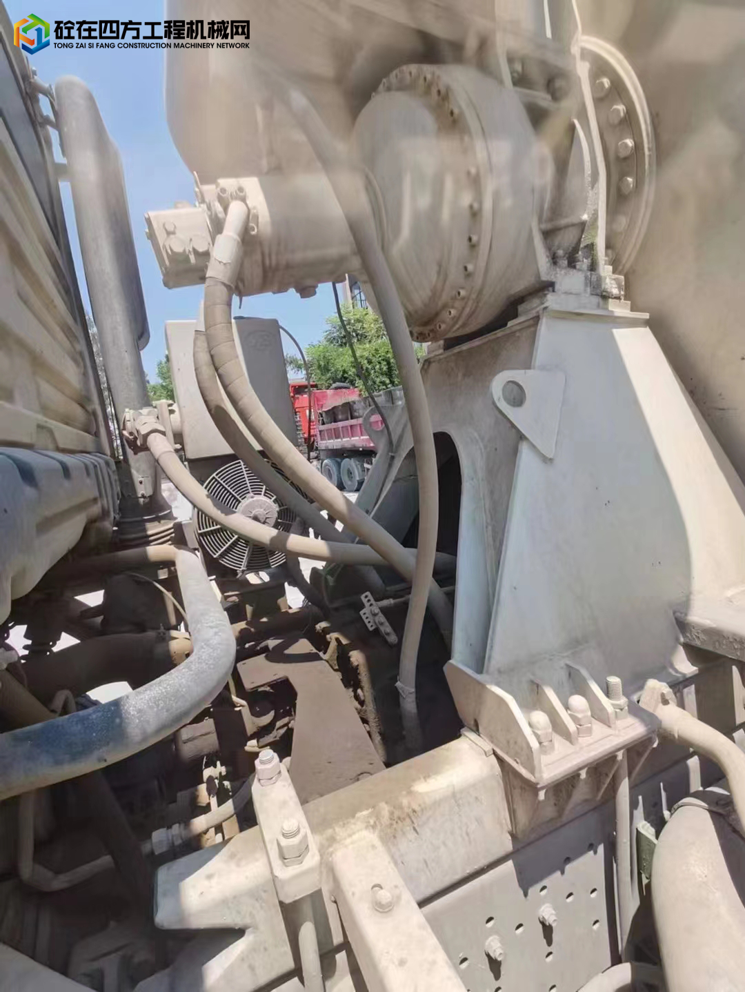 https://images.tongzsf.com/tong/truck_machine/20220907/163180b1171279.jpg