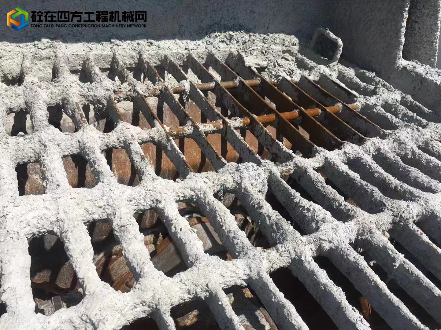 https://images.tongzsf.com/tong/truck_machine/20220907/16318461db7f95.jpg