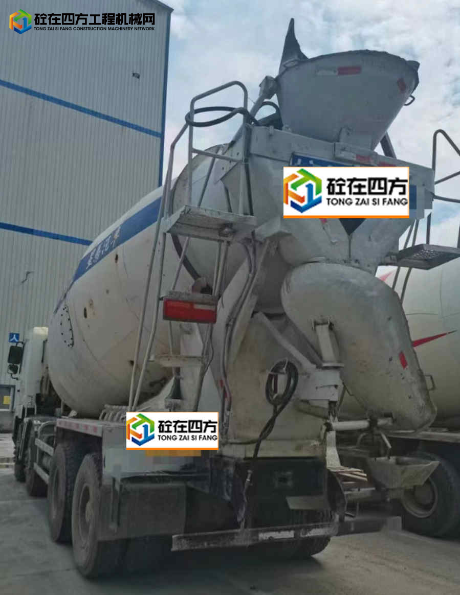 https://images.tongzsf.com/tong/truck_machine/20220908/1631948e6ec134.jpg