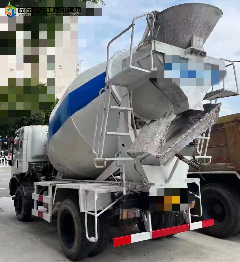 https://images.tongzsf.com/tong/truck_machine/20220909/1631add8d221ff.jpg