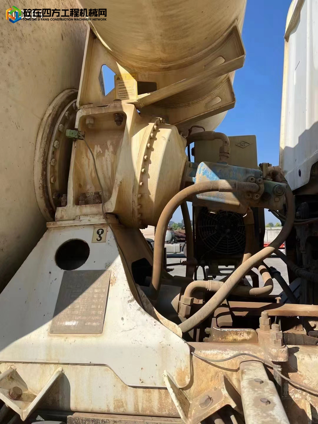 https://images.tongzsf.com/tong/truck_machine/20220914/163214dc17c531.jpg