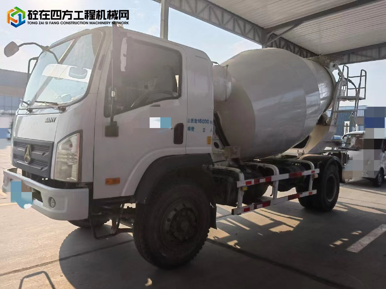 https://images.tongzsf.com/tong/truck_machine/20220914/163216d4b6aa50.jpg