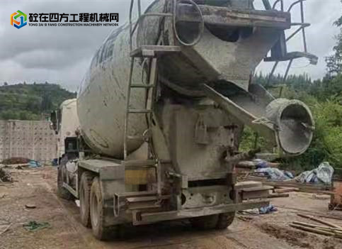 https://images.tongzsf.com/tong/truck_machine/20220915/16322db94cf6ec.jpg