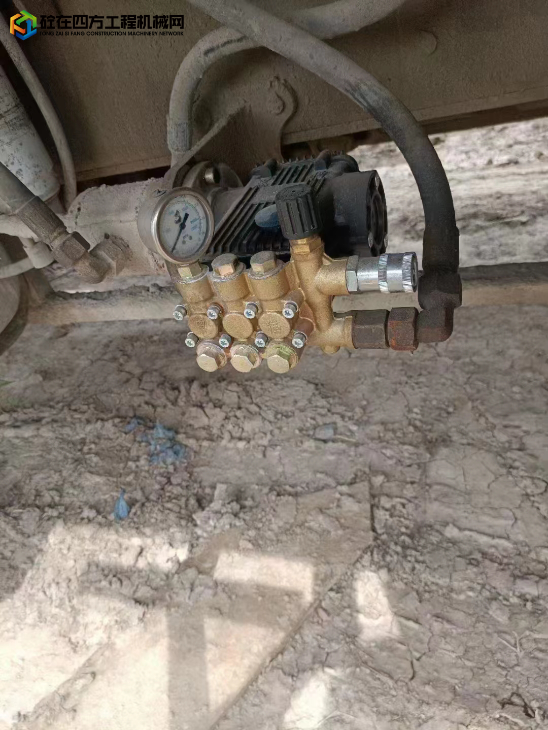 https://images.tongzsf.com/tong/truck_machine/20220919/1632809d7bd4eb.jpg