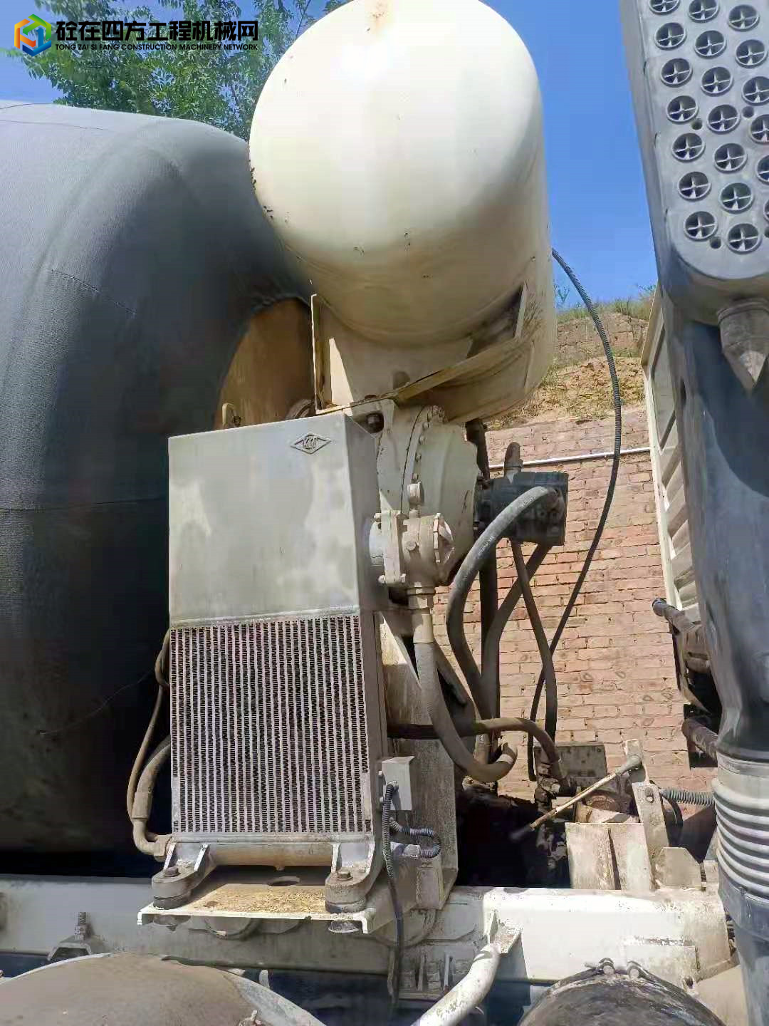 https://images.tongzsf.com/tong/truck_machine/20220919/163282e9c711e9.jpg