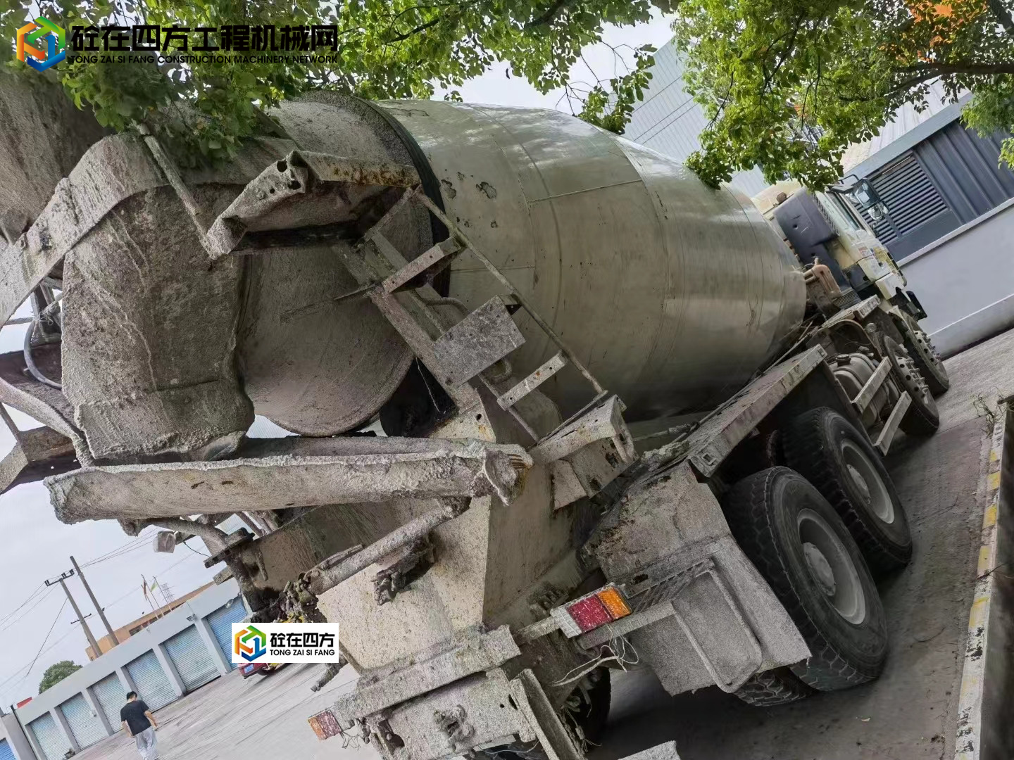 https://images.tongzsf.com/tong/truck_machine/20220920/163293309bdb45.jpg