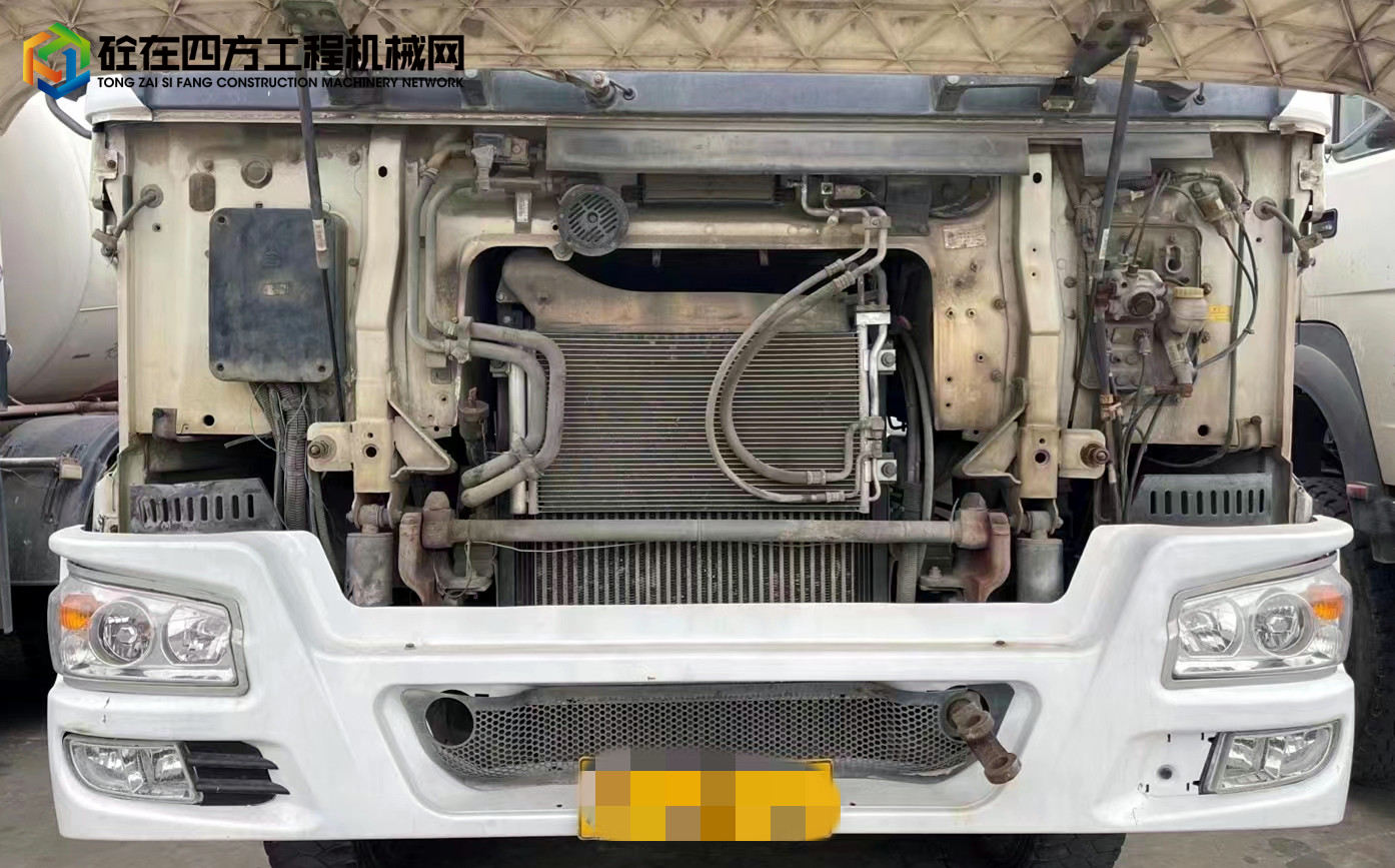 https://images.tongzsf.com/tong/truck_machine/20220921/1632a6a602fec0.jpg