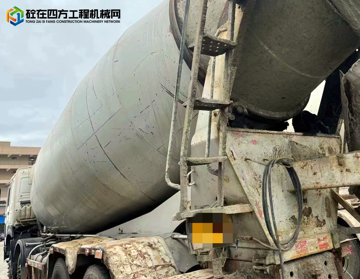 https://images.tongzsf.com/tong/truck_machine/20220921/1632a6a61b2f82.jpg