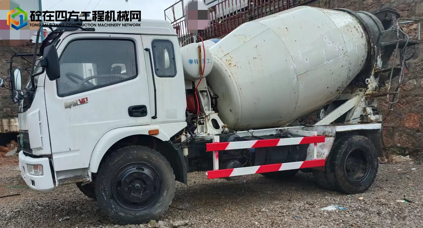 https://images.tongzsf.com/tong/truck_machine/20220921/1632a6eb477789.jpg