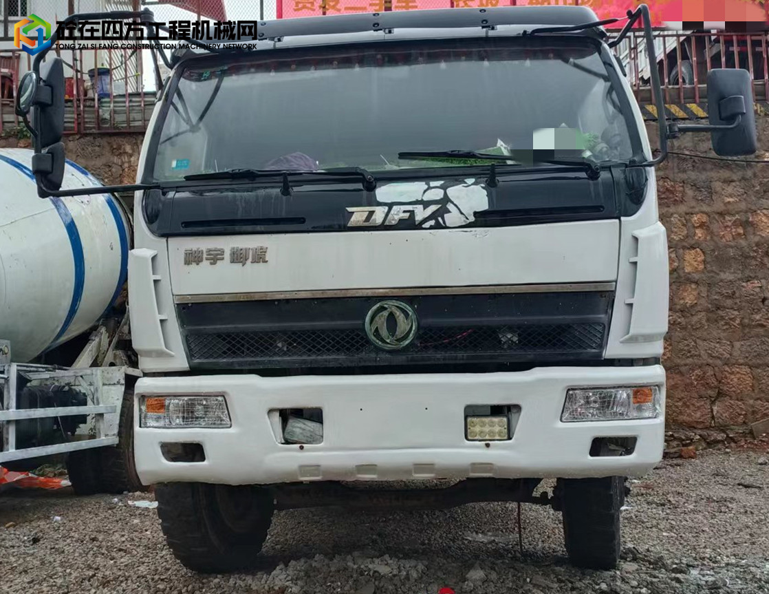https://images.tongzsf.com/tong/truck_machine/20220921/1632a6ebb2064c.jpg