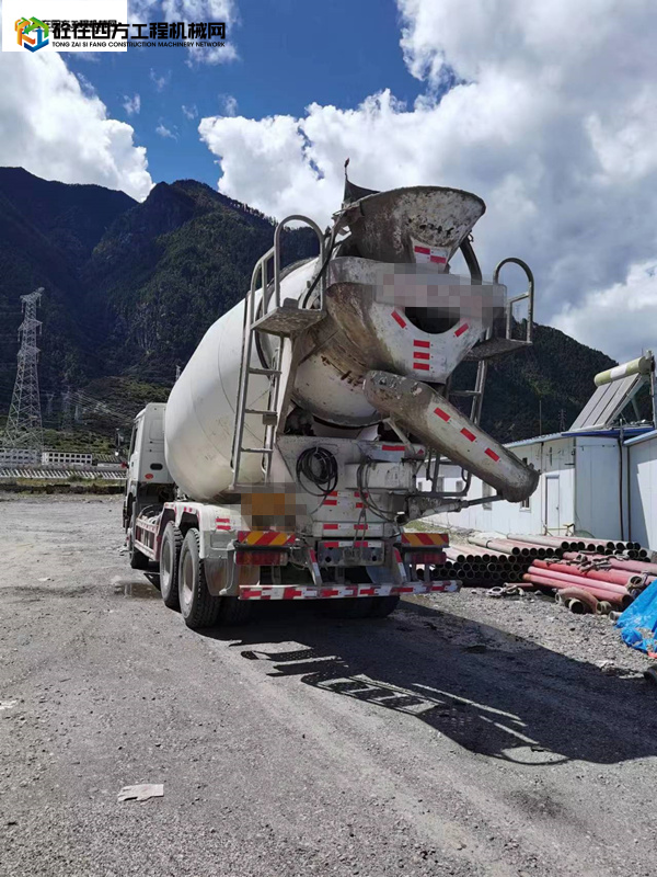 https://images.tongzsf.com/tong/truck_machine/20220921/1632aa56604e45.jpg