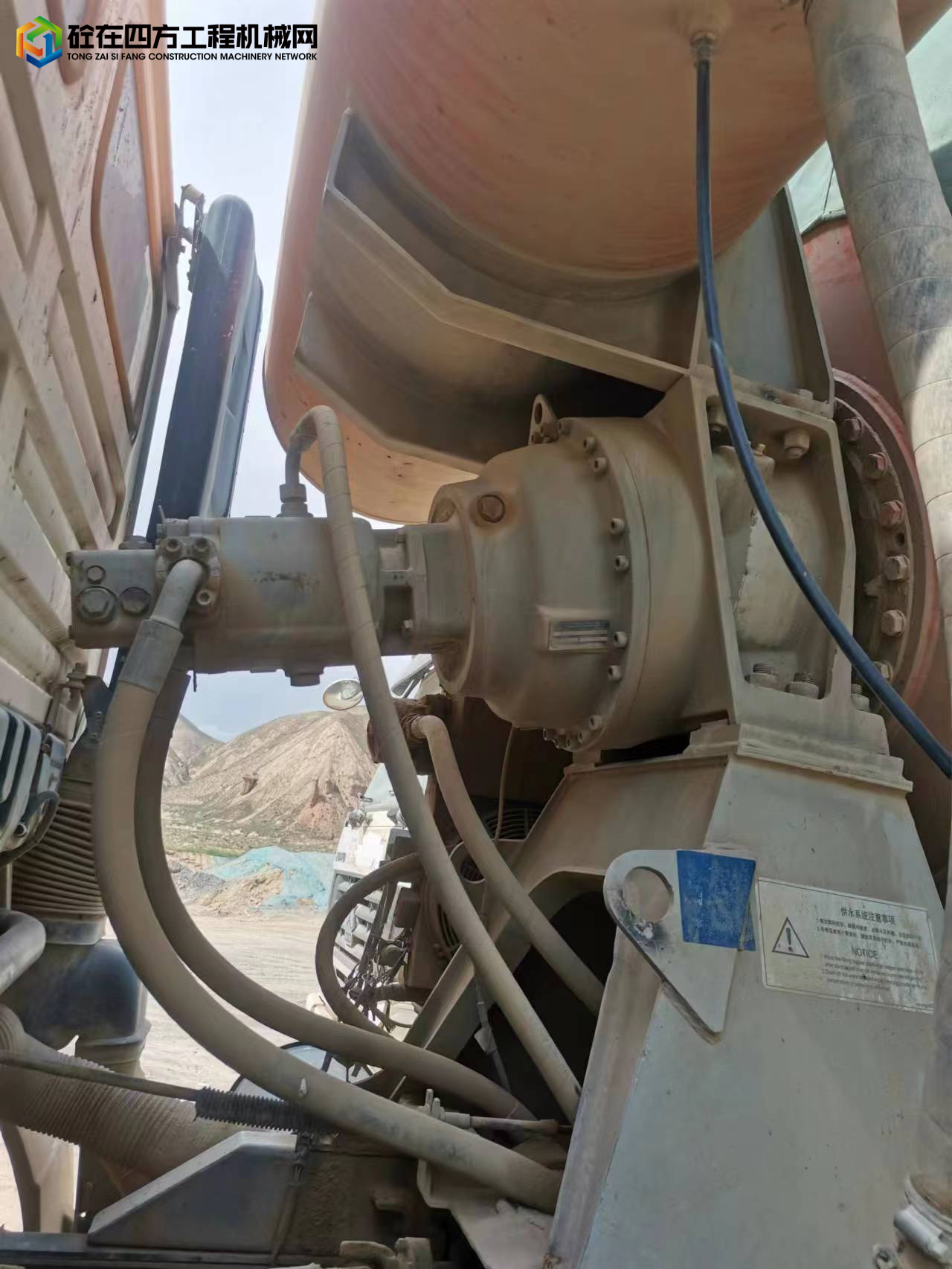 https://images.tongzsf.com/tong/truck_machine/20220921/1632ac04a1fce8.jpg