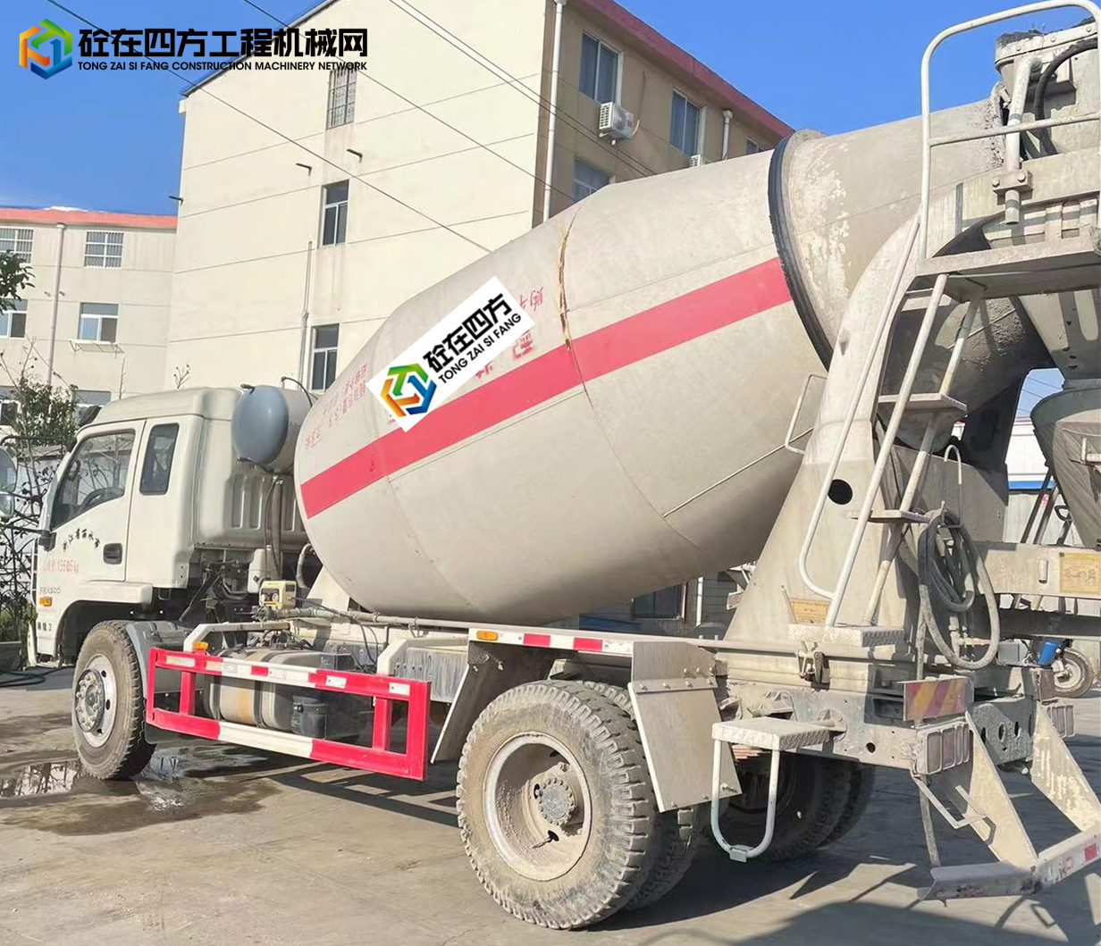 https://images.tongzsf.com/tong/truck_machine/20220922/1632bc52901b49.jpg