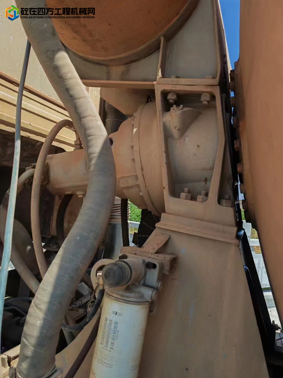 https://images.tongzsf.com/tong/truck_machine/20220922/1632bd68632adb.jpg