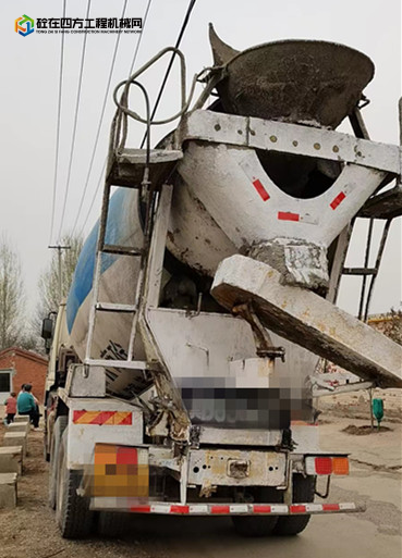 https://images.tongzsf.com/tong/truck_machine/20220922/1632c1fcc0e41c.jpg
