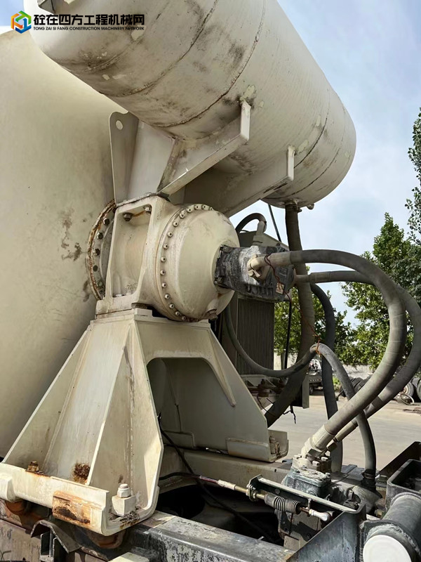 https://images.tongzsf.com/tong/truck_machine/20220926/16330f993bd4da.jpg