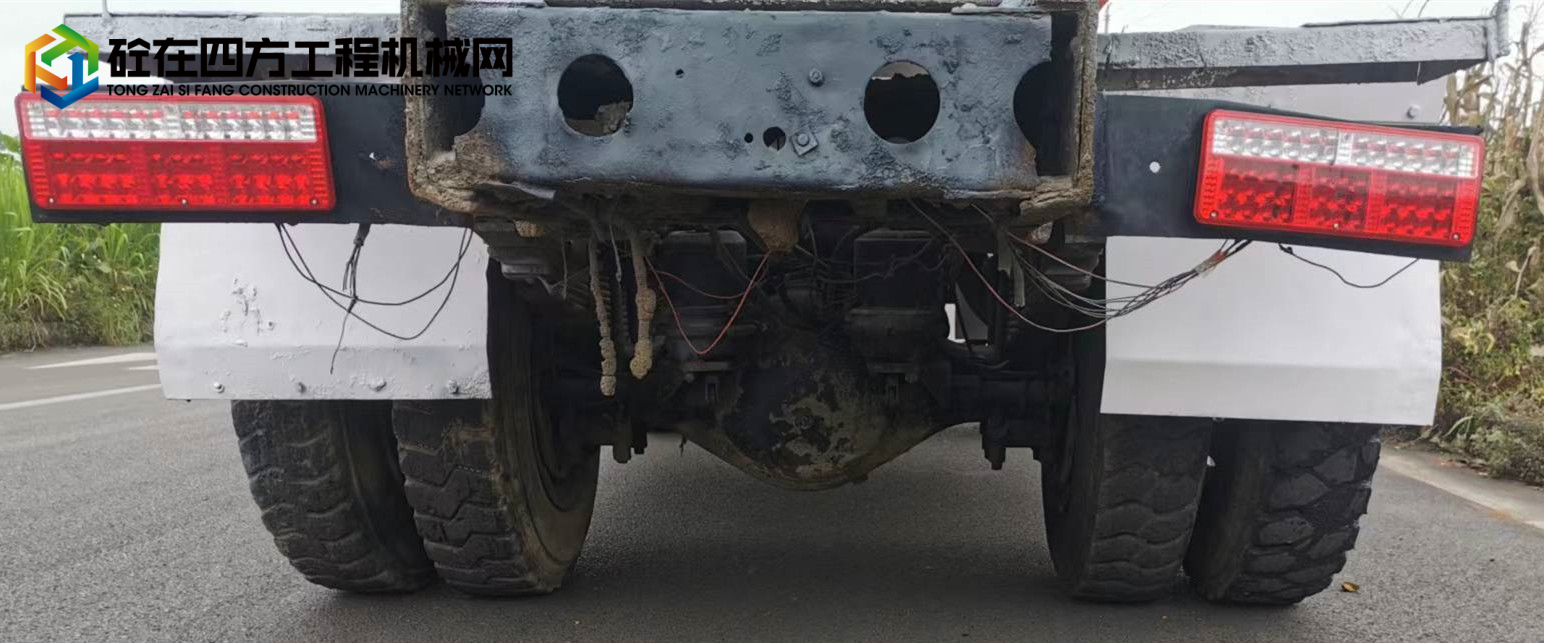 https://images.tongzsf.com/tong/truck_machine/20220926/163310993170df.jpg