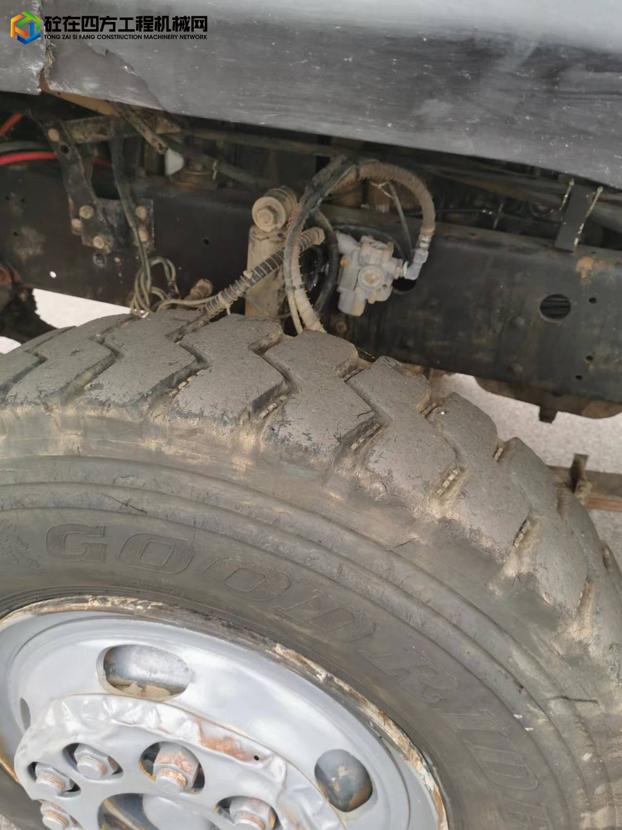 https://images.tongzsf.com/tong/truck_machine/20220926/1633109dc21d5e.jpg