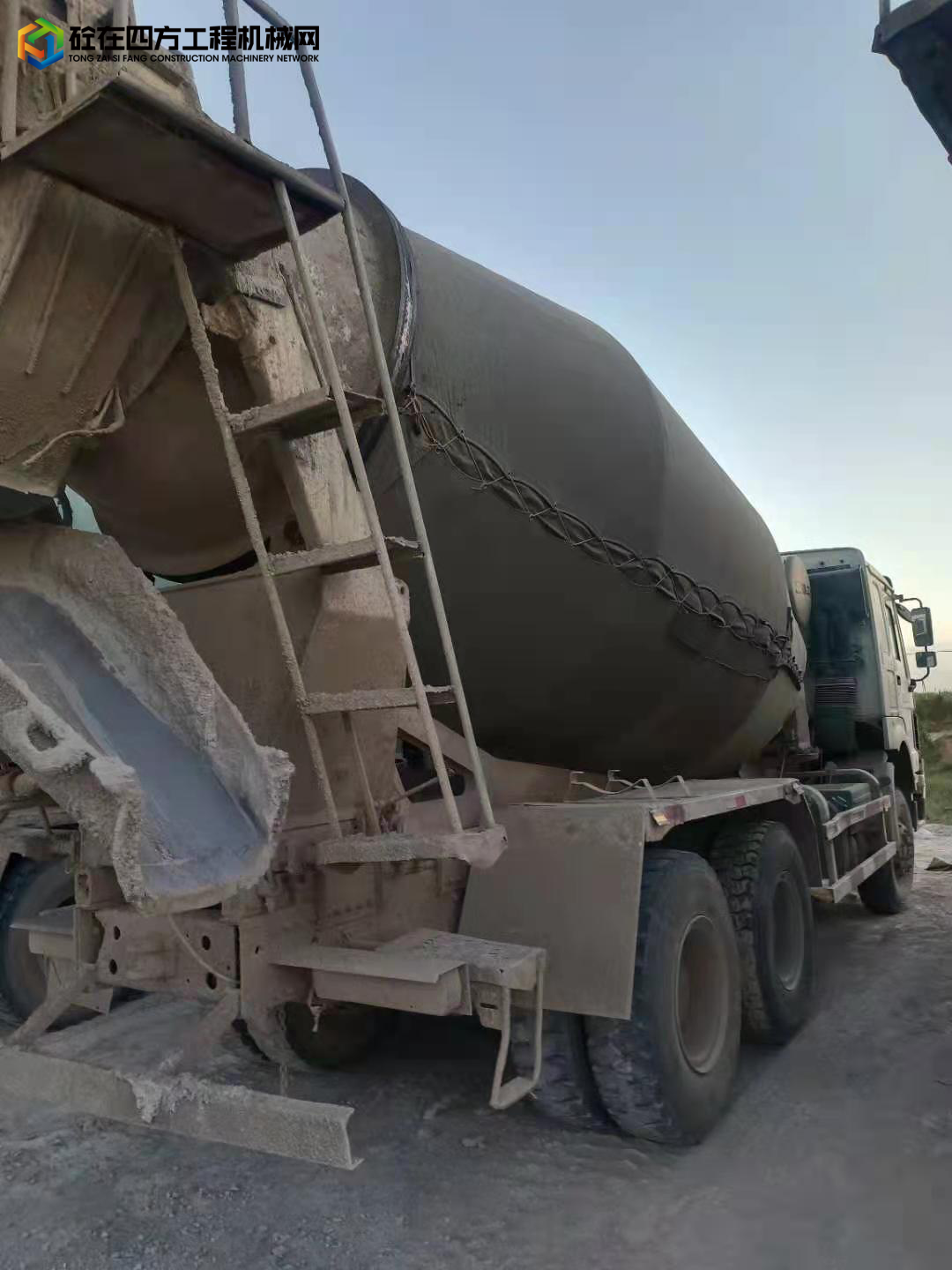 https://images.tongzsf.com/tong/truck_machine/20220926/1633152e8a3dd4.jpg
